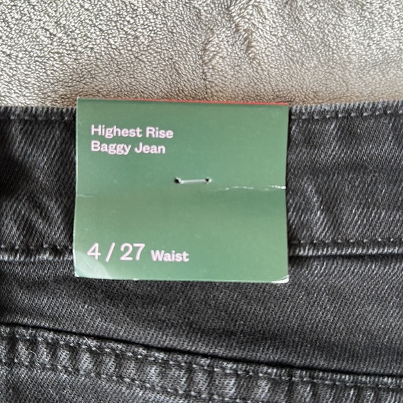 NWT Black Damaged Highest Rise Baggy Jeans - Picture 6 of 6